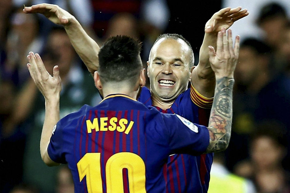 Andre Iniesta to leave Barca at season's end