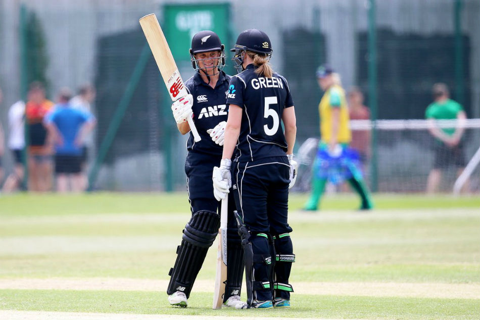 Three New Zealand players named among the world's top 20 women's cricketers Three New Zealand players named among the world's top 20 women's cricketers